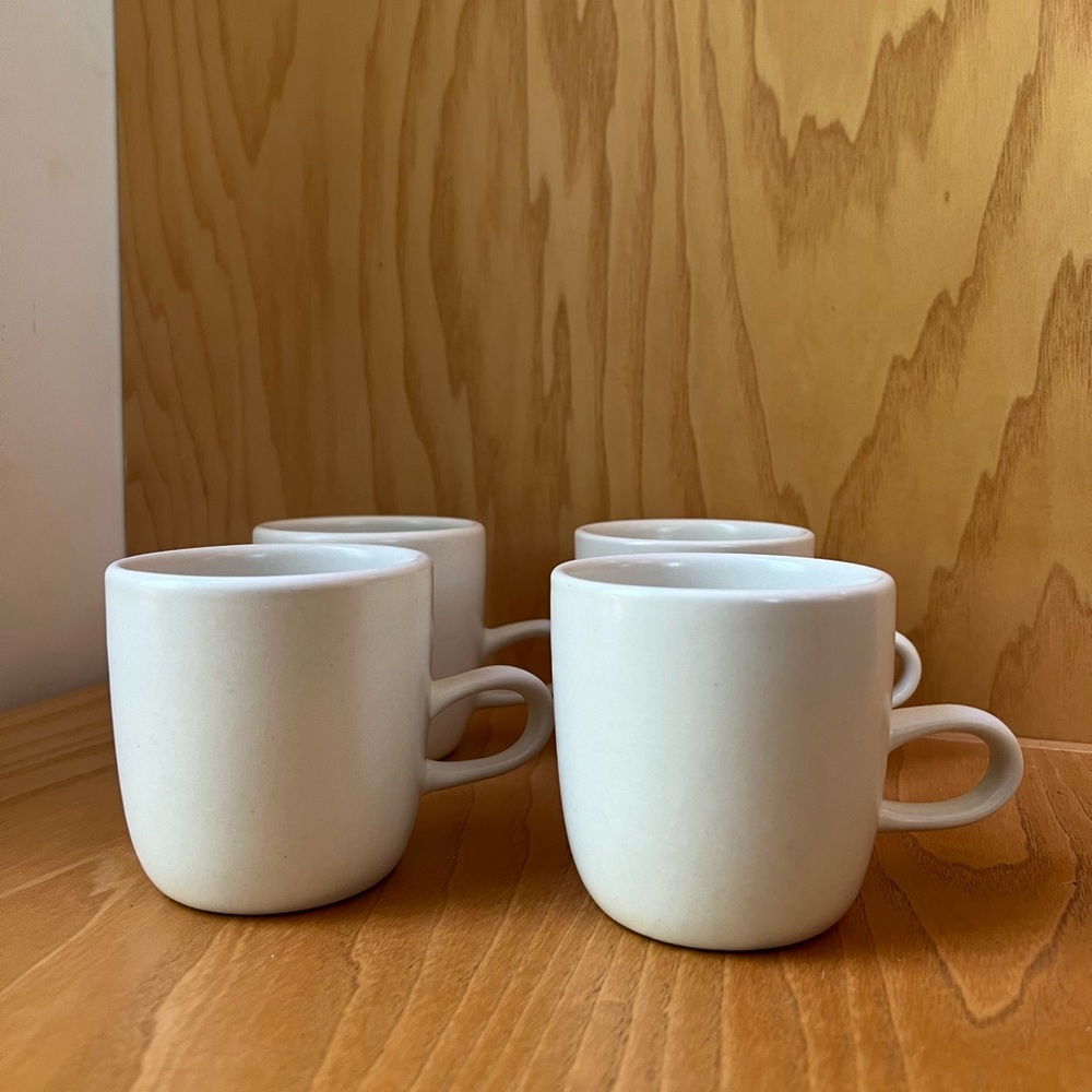 Set of 4 Heath linen studio cafe mugs